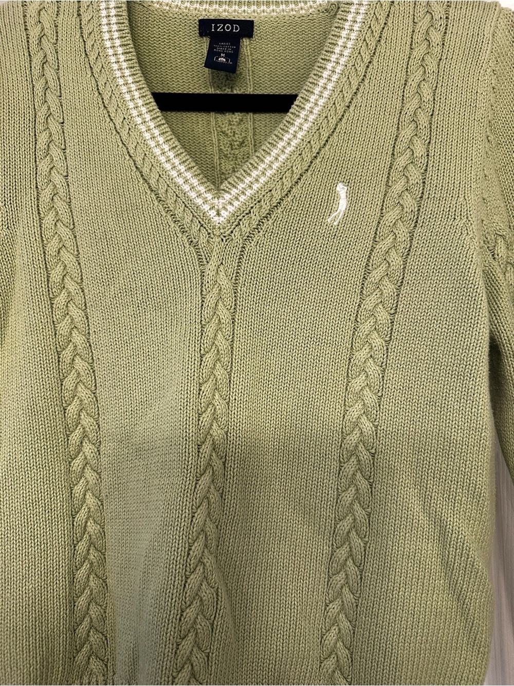 Y2K IZOD Green 100% Cotton Cable-Knit V-Neck Sweater - Picture 3 of 5